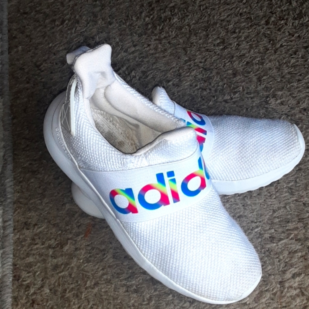 Adidas no tie slip on gymshoes